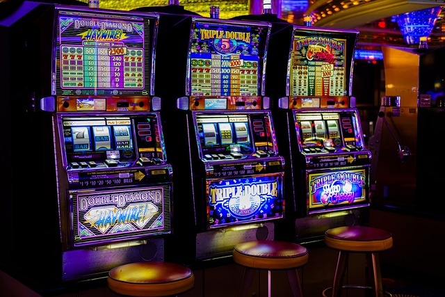 Cluster Pays in Slots
